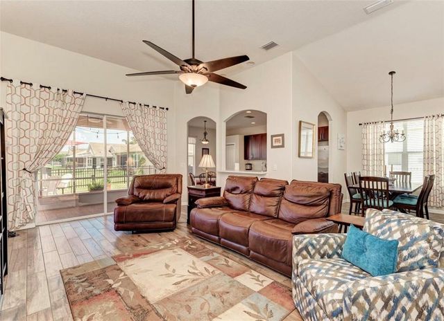 7106 50TH AVENUE CIRCLE E, Palmetto, FL 34221