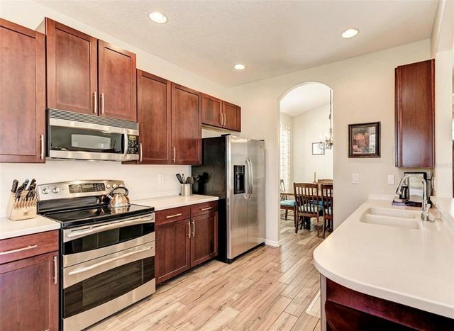 7106 50TH AVENUE CIRCLE E, Palmetto, FL 34221