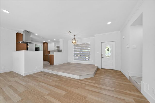 1762 NE 38th Street, Oakland Park, FL 33334