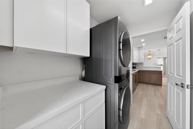 1762 NE 38th Street, Oakland Park, FL 33334