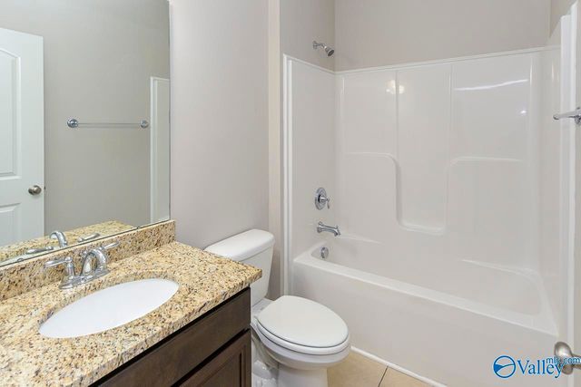 3014 Crystal Creek Drive, Brownsboro, AL 35741