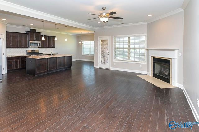 3014 Crystal Creek Drive, Brownsboro, AL 35741