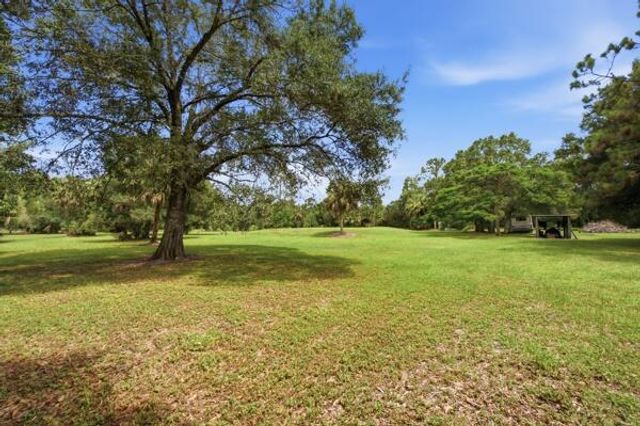 3761 C Road, Loxahatchee Groves, FL 33470