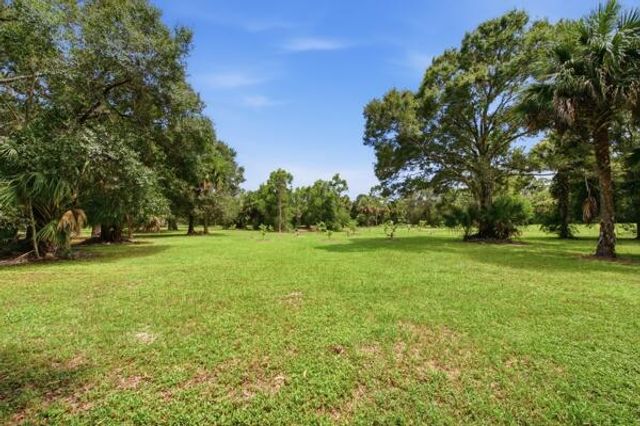 3761 C Road, Loxahatchee Groves, FL 33470