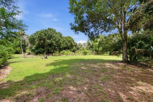 3761 C Road, Loxahatchee Groves, FL 33470