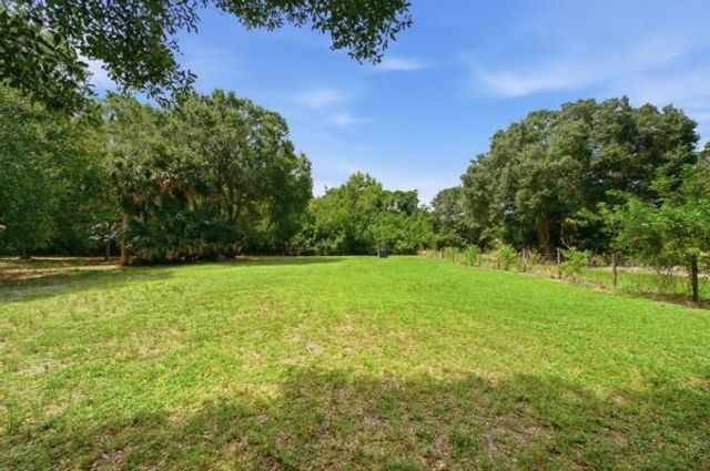 3761 C Road, Loxahatchee Groves, FL 33470