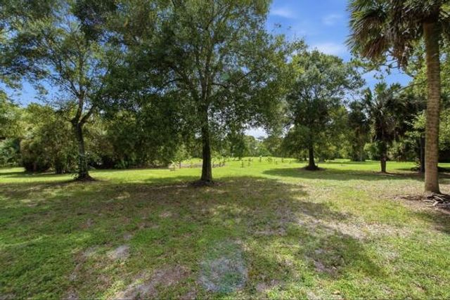 3761 C Road, Loxahatchee Groves, FL 33470