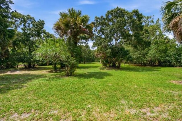 3761 C Road, Loxahatchee Groves, FL 33470