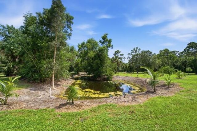 3761 C Road, Loxahatchee Groves, FL 33470