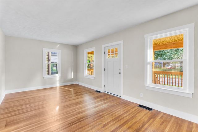 994 Atlantic Avenue, Rochester, NY 14609