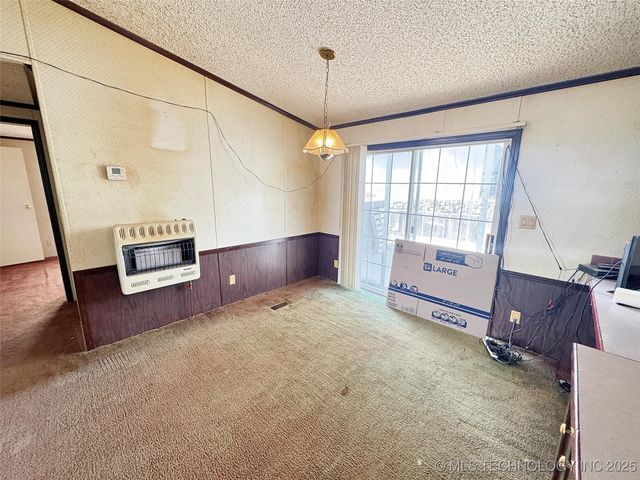 26046 E 813 Road, Welling, OK 74471