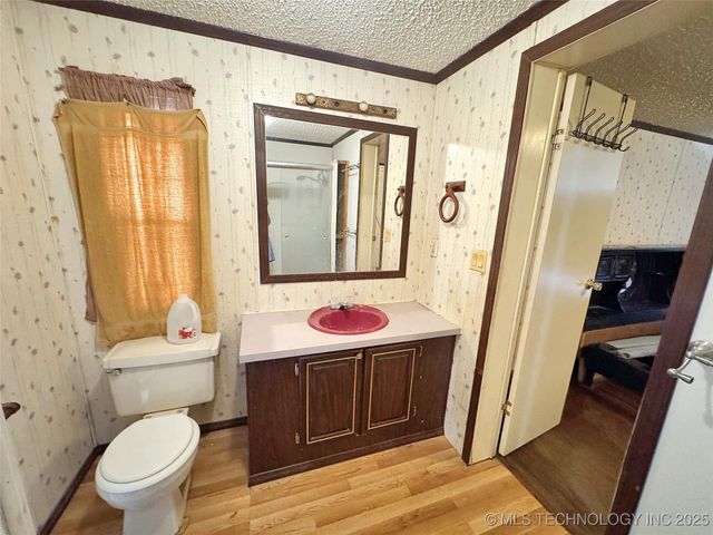 26046 E 813 Road, Welling, OK 74471