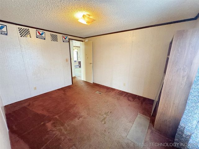 26046 E 813 Road, Welling, OK 74471