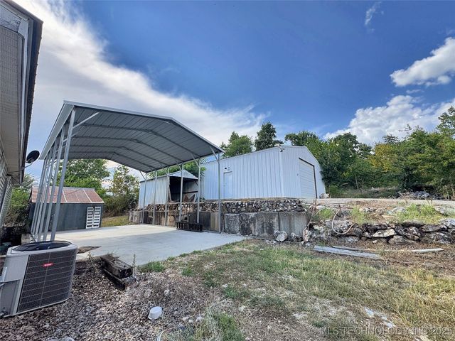 26046 E 813 Road, Welling, OK 74471