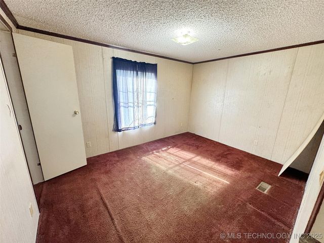 26046 E 813 Road, Welling, OK 74471