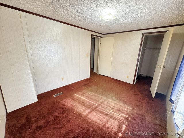 26046 E 813 Road, Welling, OK 74471