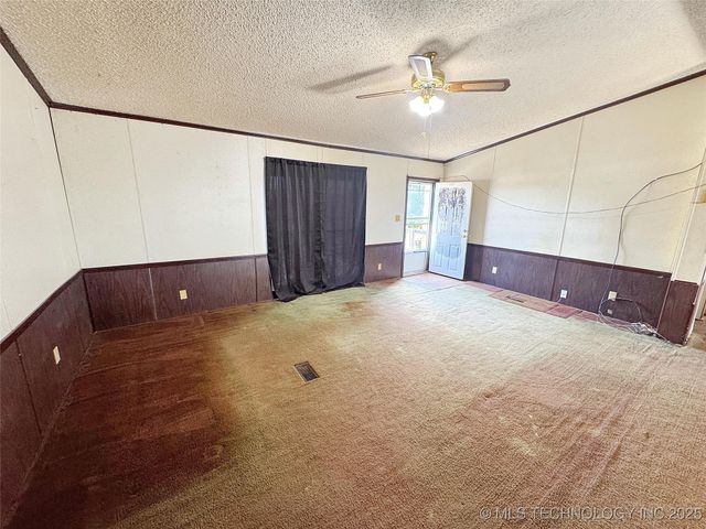 26046 E 813 Road, Welling, OK 74471