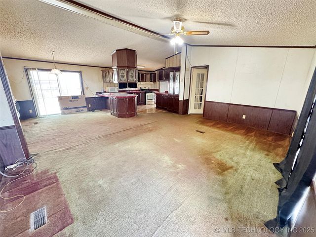 26046 E 813 Road, Welling, OK 74471