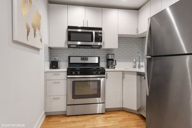 3121 N Monticello Avenue 1, Chicago, IL 60618
