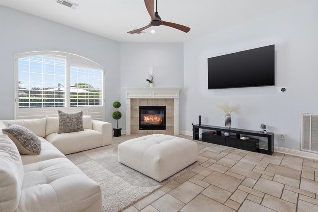 2118 Wild Dunes Cir, Katy, TX 77450