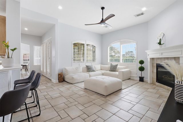 2118 Wild Dunes Cir, Katy, TX 77450