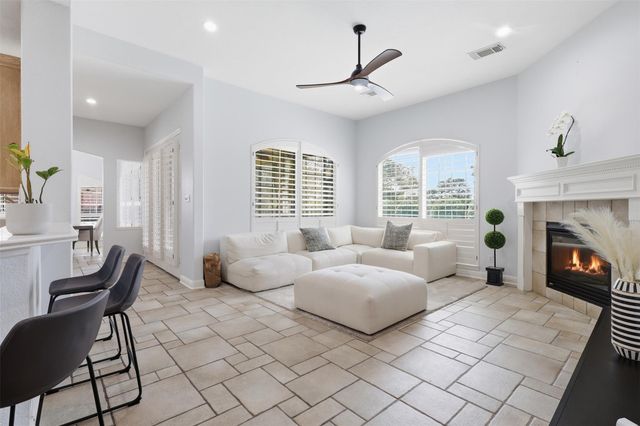 2118 Wild Dunes Cir, Katy, TX 77450