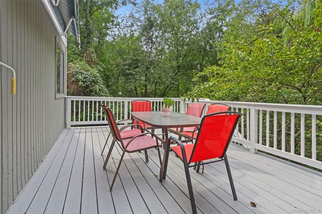 10 Deborah Lane, Chappaqua, NY 10514