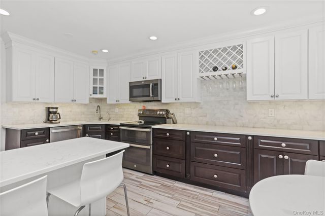10 Deborah Lane, Chappaqua, NY 10514