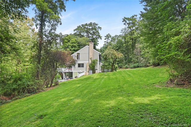 10 Deborah Lane, Chappaqua, NY 10514
