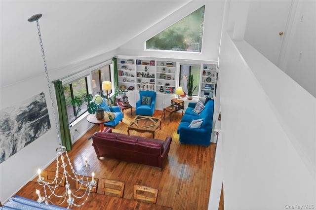 10 Deborah Lane, Chappaqua, NY 10514