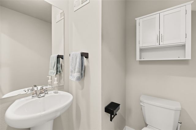 602 Elizabeth Lane NW, Bondurant, IA 50035