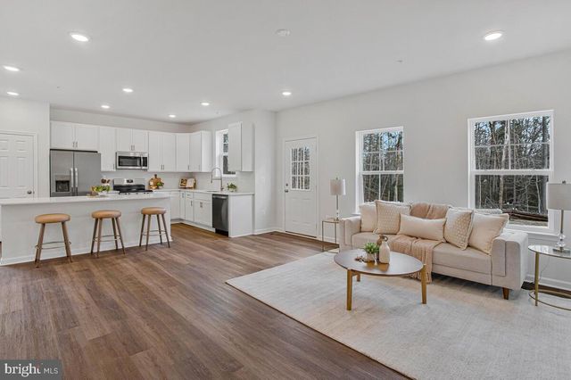 118 KINSEY DR, Prince Frederick, MD 20678