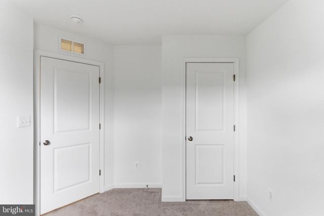45 NYMPH RD, Inwood, WV 25428