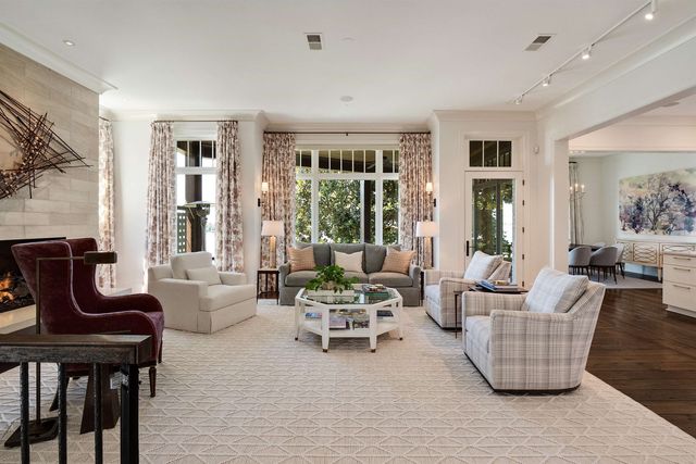 551 MAGNOLIA MOUND DR, Memphis, TN 38103