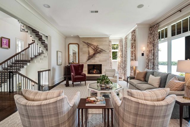 551 MAGNOLIA MOUND DR, Memphis, TN 38103