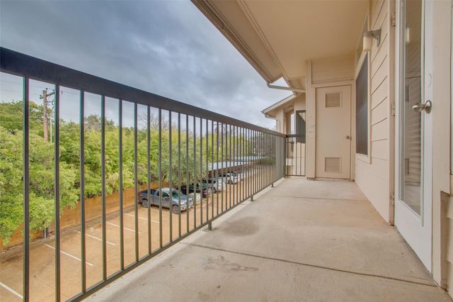 2209 Hancock DR 27, Austin, TX 78756
