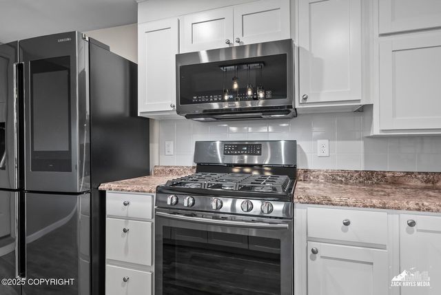 1410 Richardson Drive, Anchorage, AK 99504