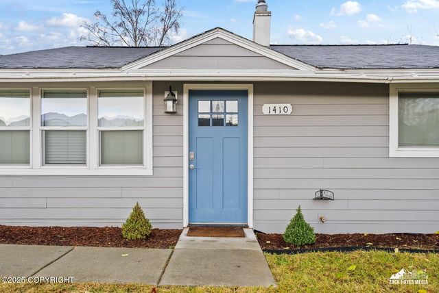 1410 Richardson Drive, Anchorage, AK 99504