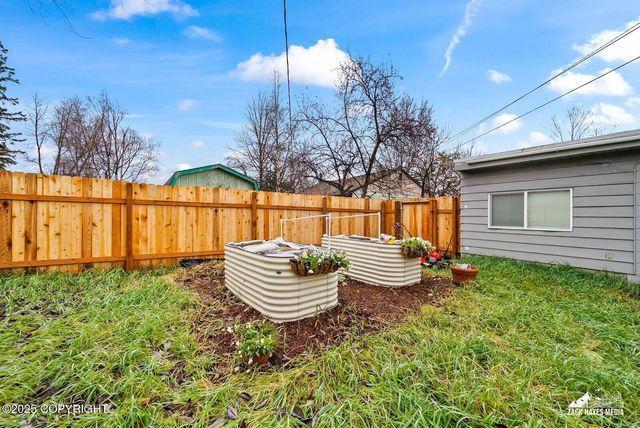 1410 Richardson Drive, Anchorage, AK 99504