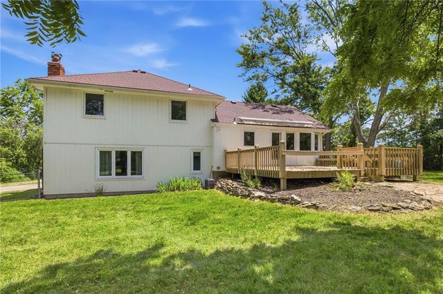 18308 & 18306 S State Route D Highway, Belton, MO 64012