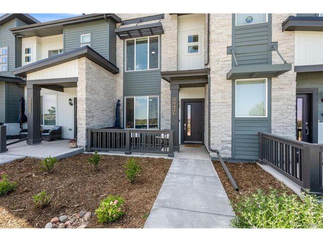 9042 Gladiola Way C, Arvada, CO 80005