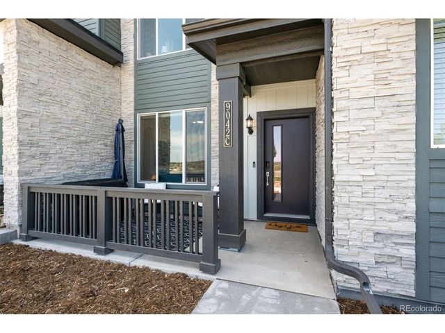 9042 Gladiola Way C, Arvada, CO 80005