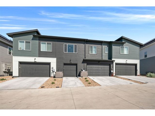 9042 Gladiola Way C, Arvada, CO 80005