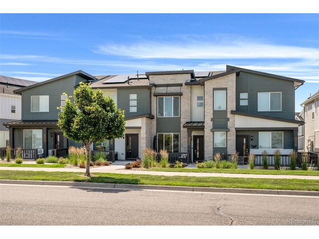 9042 Gladiola Way C, Arvada, CO 80005