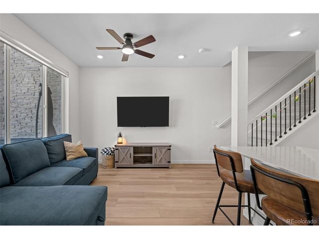 9042 Gladiola Way C, Arvada, CO 80005