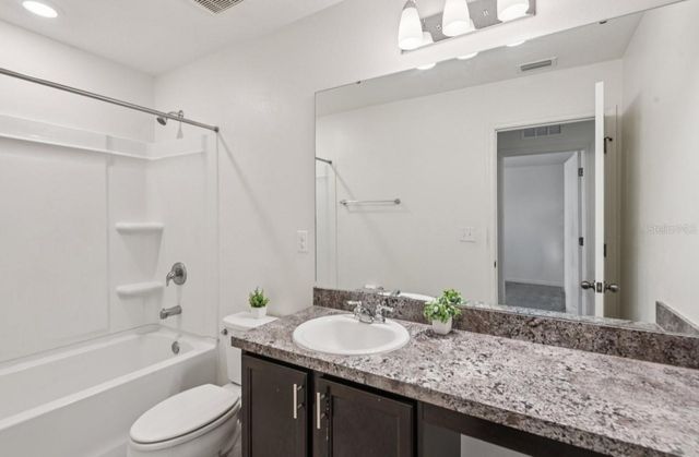 7439 NORTHERN LIGHTS DRIVE, Gibsonton, FL 33534