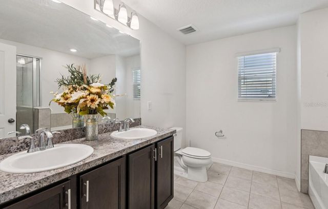 7439 NORTHERN LIGHTS DRIVE, Gibsonton, FL 33534