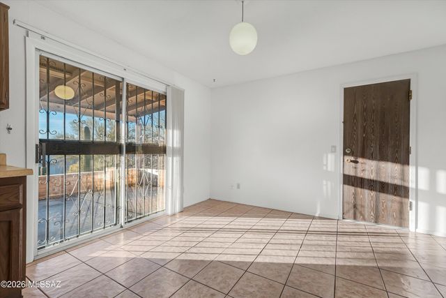 1608 W Placita Montuoso, Tucson, AZ 85737