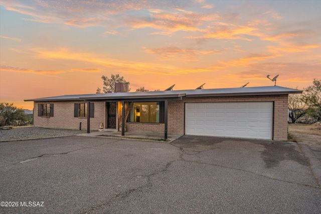 1608 W Placita Montuoso, Tucson, AZ 85737