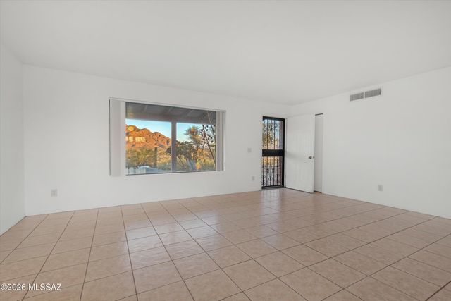 1608 W Placita Montuoso, Tucson, AZ 85737